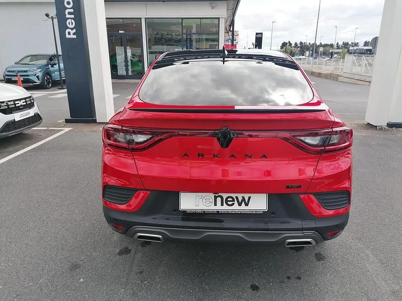 Begagnad Renault Arkana Engineered 145 HK (106 kW) 2023 Röd SUV