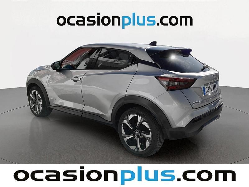 Usado Nissan Juke N-Connecta 143 CV (105 kW) 2024 Gris plata SUV