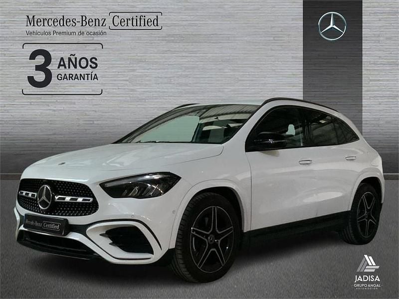 Blanco Usado 2024 Mercedes GLA200 AMG line SUV | 42.990 € (Precio justo) - Imagen 1/4
