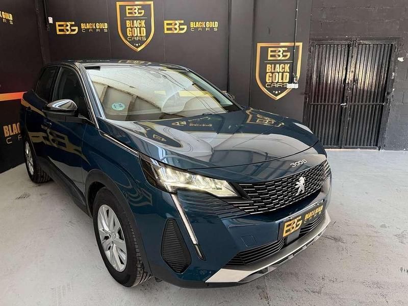 Usado Peugeot 3008 Active 130 CV (95 kW) 2022 Azul SUV