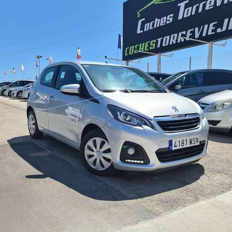 Gris Usado 2019 Peugeot 108 Allure Utilitario | 10.500 € (Un poco caro) - Imagen 1/4