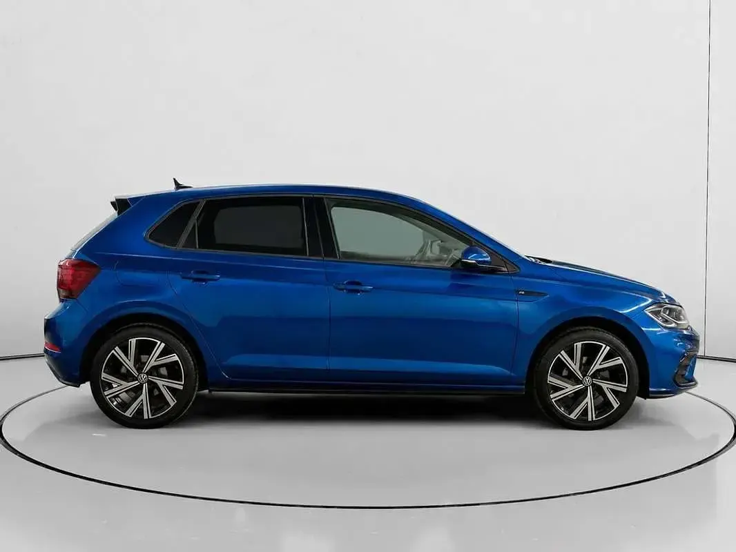 Usado VW Polo R-line 95 CV (69 kW) 2022 Azul Utilitario