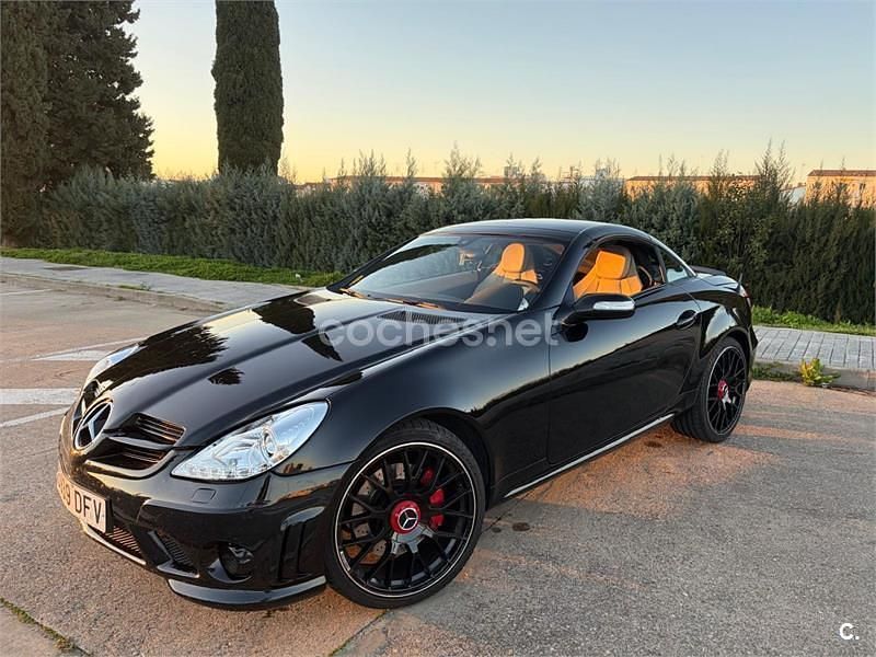 Usado Mercedes SLK350 272 CV (200 kW) 2005 Negro Descapotable
