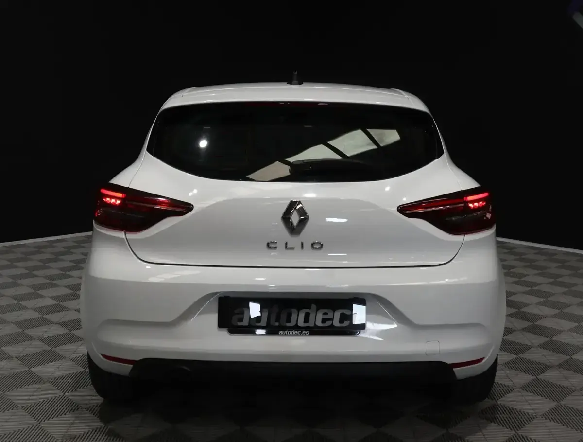 Usado Renault Clio Intens 91 CV (66 kW) 2021 Blanco Utilitario