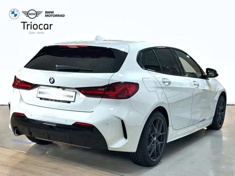 Usado BMW 118 Comfort Edition 140 CV (102 kW) 2024 Pintura sólida alpinweiss Utilitario