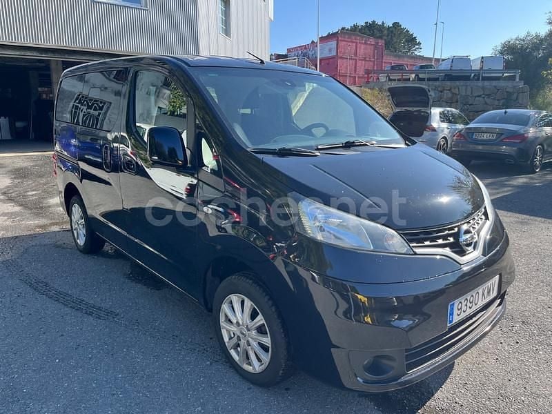 Usado Nissan Evalia Comfort 110 CV (80 kW) 2018 Negro Monovolumen