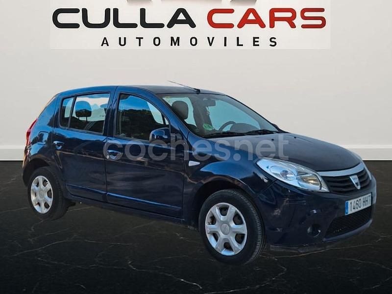 Azul Usado 2011 Dacia Sandero Base Utilitario | 5999 € (Un poco caro) - Imagen 1/4