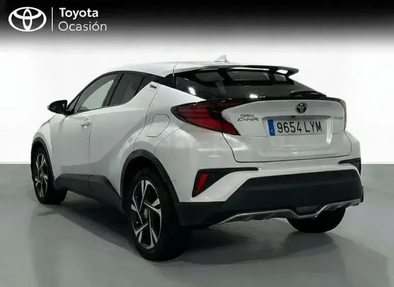 Usado Toyota C-HR Advance 125 CV (91 kW) 2022 Blanco SUV