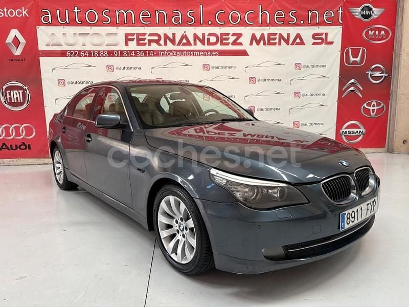 Gris / plata Usado 2007 BMW 530 Berlina | 7800 € (Buen precio) - Imagen 1/4