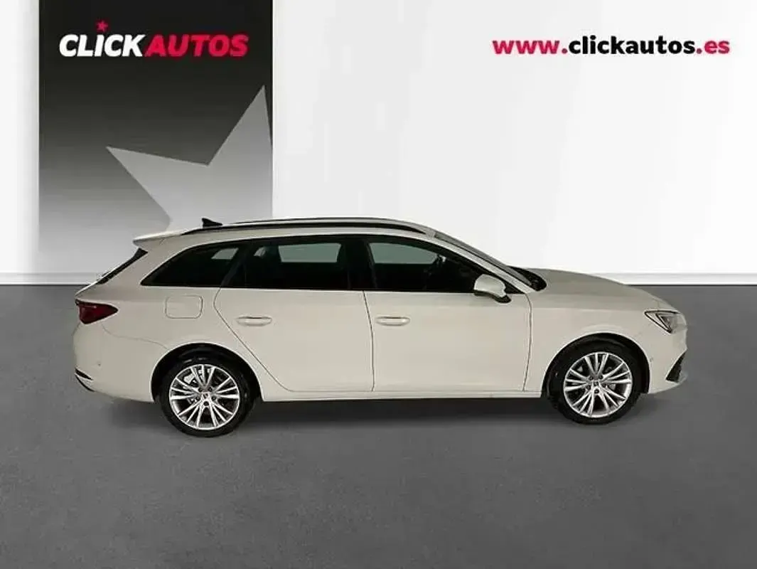 Używany Seat Leon Style 150 KM (110 kW) 2024 Biały Kombi