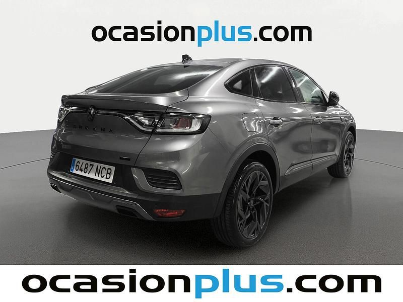 Usado Renault Arkana Esprit Alpine 145 CV (106 kW) 2025 Gris / plata SUV