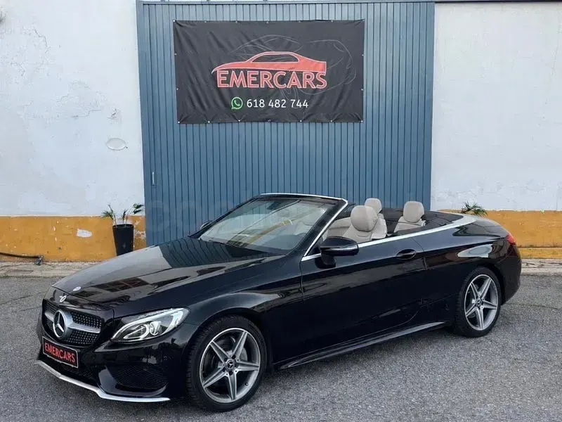 Usado Mercedes C220 170 CV (125 kW) 2017 Negro Descapotable