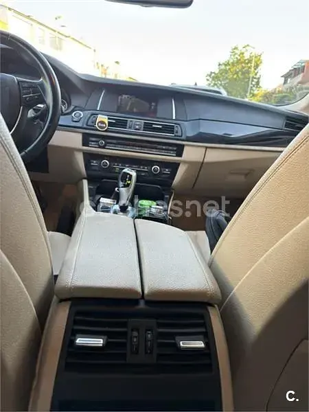 Usado BMW 520 184 CV (135 kW) 2014 Gris / plata Berlina
