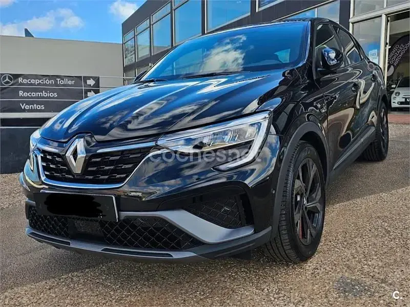 Usado Renault Arkana Zen 145 CV (106 kW) 2022 Negro SUV