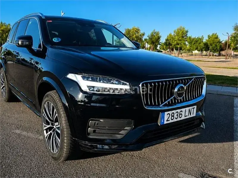 Usado Volvo XC90 Momentum 235 CV (172 kW) 2021 Negro SUV