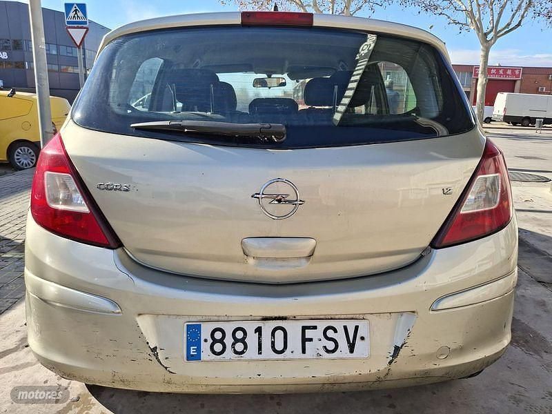 Usado Opel Corsa Enjoy 90 CV (66 kW) 2007 Beige Utilitario
