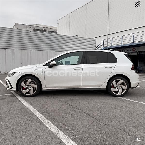 Usado VW Golf VIII GTE 245 CV (180 kW) 2020 Blanco Berlina