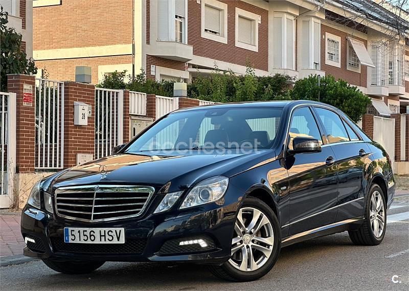 Azul Usado 2010 Mercedes E350 Avantgarde Berlina | 8700 € (Precio justo) - Imagen 1/4