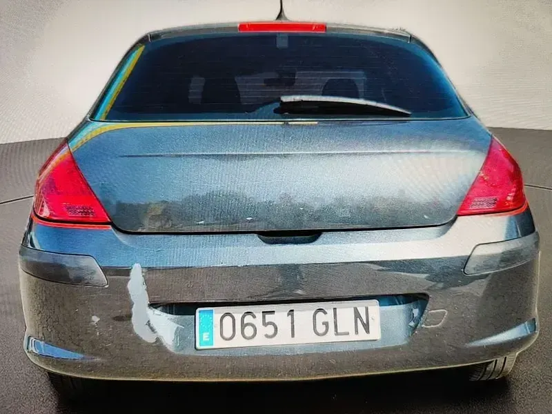 Usado Peugeot 308 110 CV (80 kW) 2009 Gris / plata Berlina