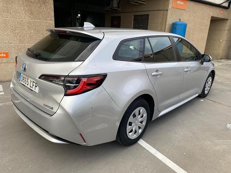 Usado Toyota Corolla Business Edition 122 CV (89 kW) 2020 Plata Familiar