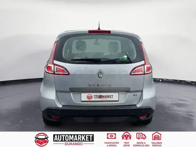 Usado Renault Scénic III Dynamique 110 CV (80 kW) 2011 Gris / plata Monovolumen