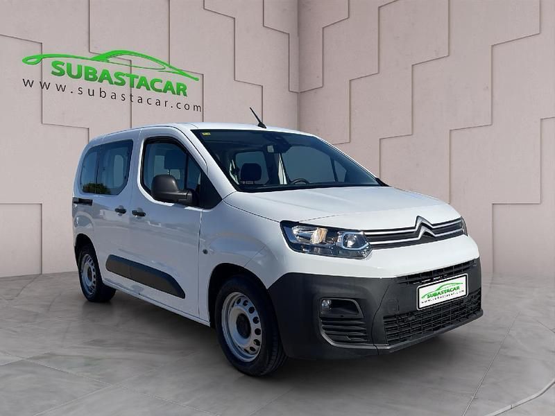 Usado Citroën Berlingo Live 100 CV (73 kW) 2020 Blanco Monovolumen