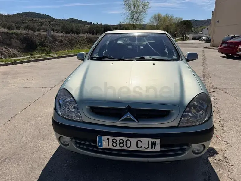 Usado Citroën Xsara 90 CV (66 kW) 2003 Verde Berlina