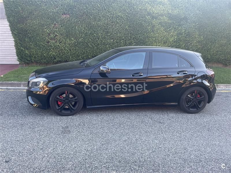 Negro Usado 2015 Mercedes A200 Urban Berlina | 18.000 € (Precio justo) - Imagen 1/4