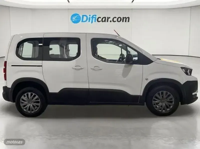 Usado Peugeot Rifter Business-Line 102 CV (75 kW) 2022 Blanco Monovolumen