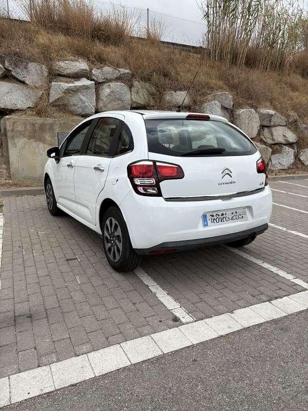 Usado Citroën C3 PureTech 68 CV (50 kW) 2015 Blanco Utilitario