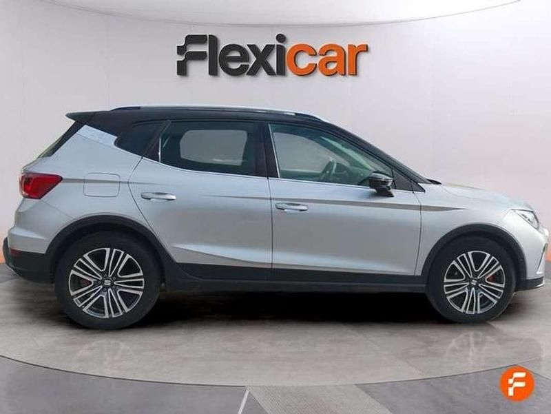 Usado Seat Arona FR 116 CV (85 kW) 2024 Gris SUV