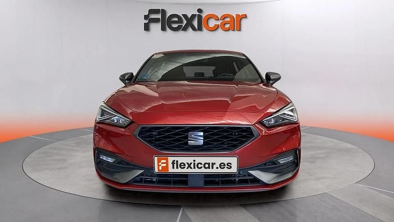 Usado Seat Leon FR 205 CV (150 kW) 2020 Rojo Utilitario