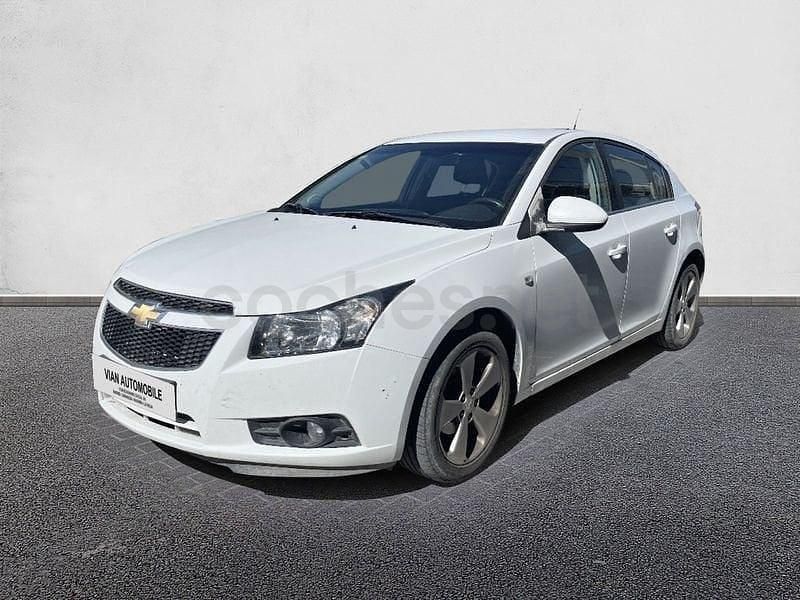 Usado Chevrolet Cruze LTZ 141 CV (103 kW) 2013 Blanco Berlina