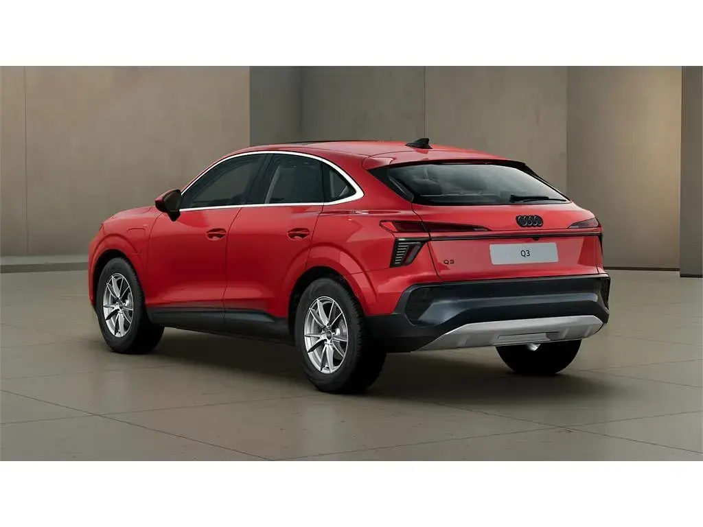 Nuevo Audi Q3 Sportback Business 272 CV (200 kW) 2026 Rojo progresivo SUV
