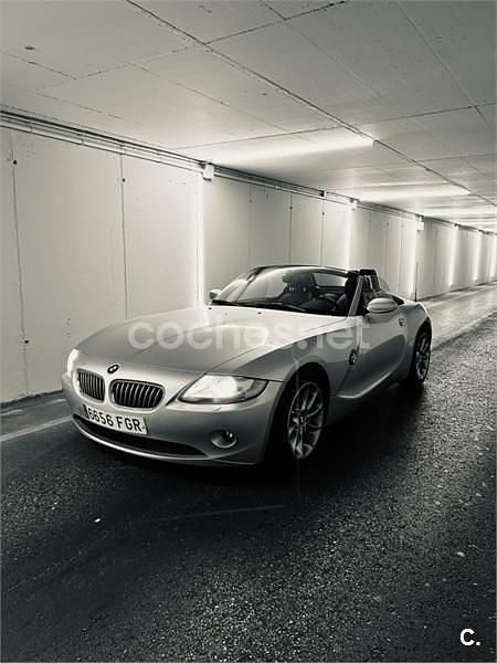 Gris / plata Usado 2004 BMW Z4 Sport Line Descapotable | 17.500 € (Un poco caro) - Imagen 1/4