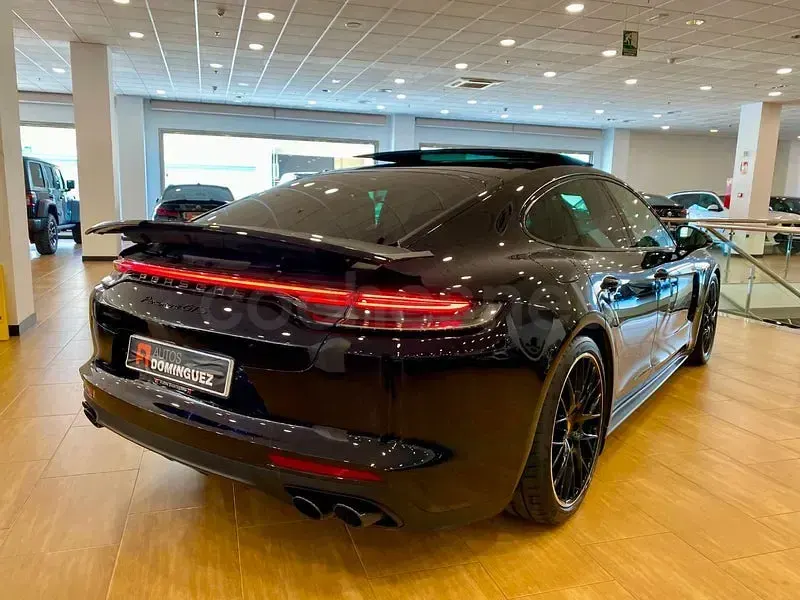 Usado Porsche Panamera GTS 480 CV (353 kW) 2021 Negro Utilitario