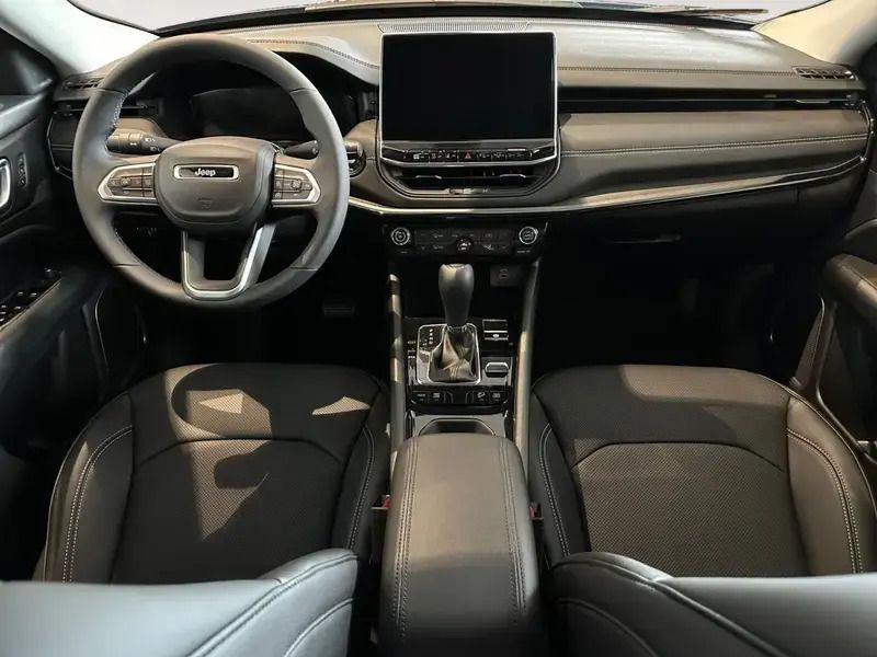 Nuevo Jeep Compass Summit 180 CV (132 kW) 2025 Gris/plata SUV