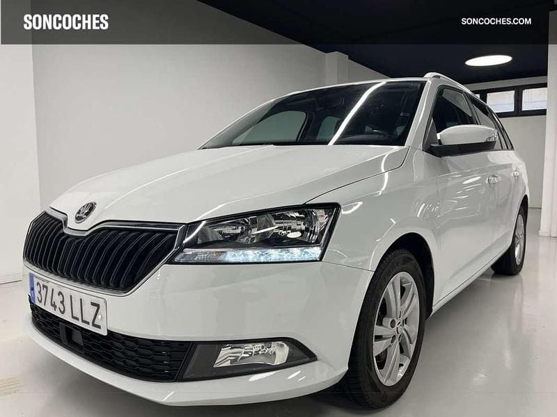 Blanco Usado 2020 Skoda Fabia Ambition Familiar | 12.890 € (Precio justo) - Imagen 1/4