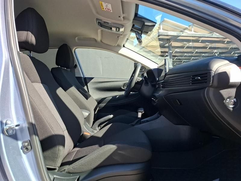 Usado Hyundai Bayon 90 CV (66 kW) 2026 Azul meta SUV