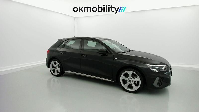 Usado Audi A3 Sportback S-Line 150 CV (110 kW) 2024 Mythosschwarz met. Utilitario