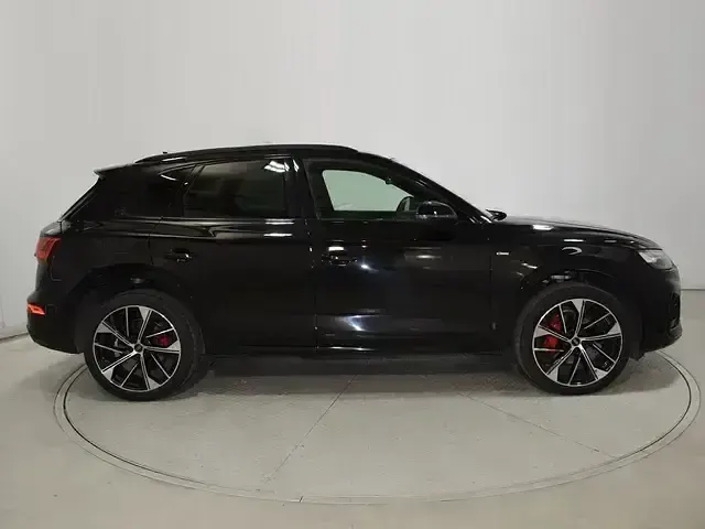 Usado Audi Q5 204 CV (150 kW) 2024 Negro SUV