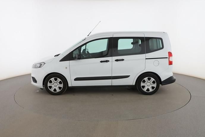 Usado Ford Tourneo Ambiente 100 CV (73 kW) 2018