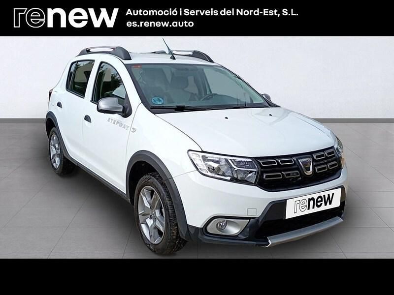 Usado Dacia Sandero Essentiel 100 CV (73 kW) 2020 Blanco Berlina