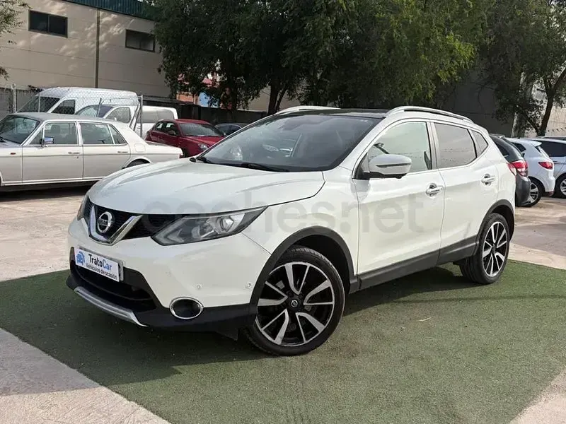 Usado Nissan Qashqai Premium Edition 110 CV (80 kW) 2015 Blanco SUV