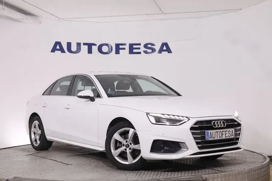 Usado Audi A4 150 CV (110 kW) 2022 Blanco Berlina