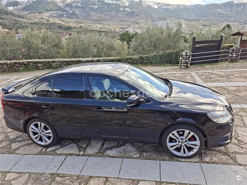 Usado Skoda Octavia RS 170 CV (125 kW) 2010 Negro Berlina