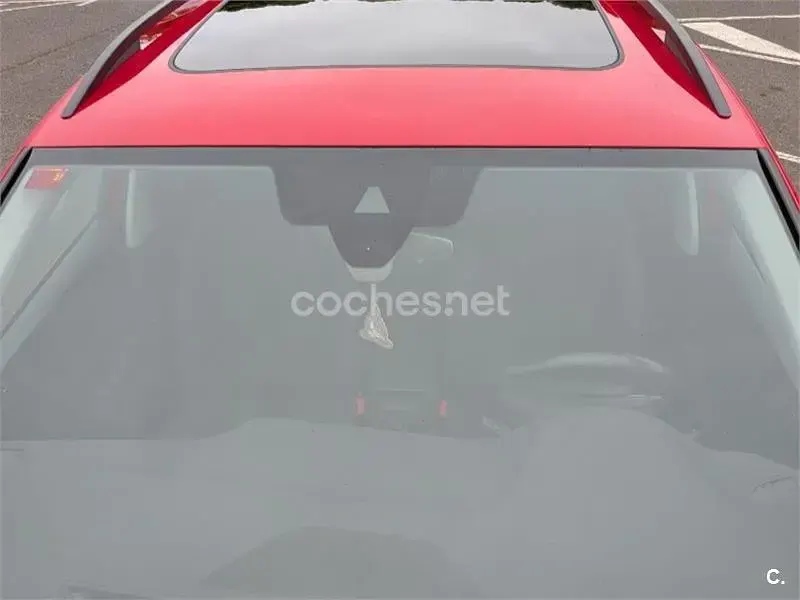 Usado Seat Ateca Style 150 CV (110 kW) 2017 Rojo SUV