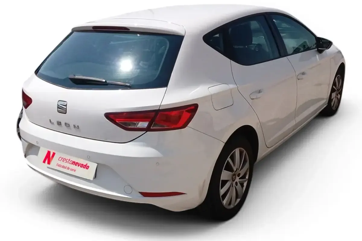 Usado Seat Leon Reference 90 CV (66 kW) 2018 Blanco