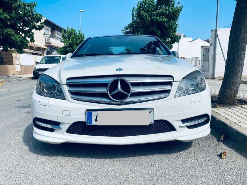 Blanco Usado 2010 Mercedes C200 Avantgarde Berlina | 10.500 € (Precio justo) - Imagen 1/4