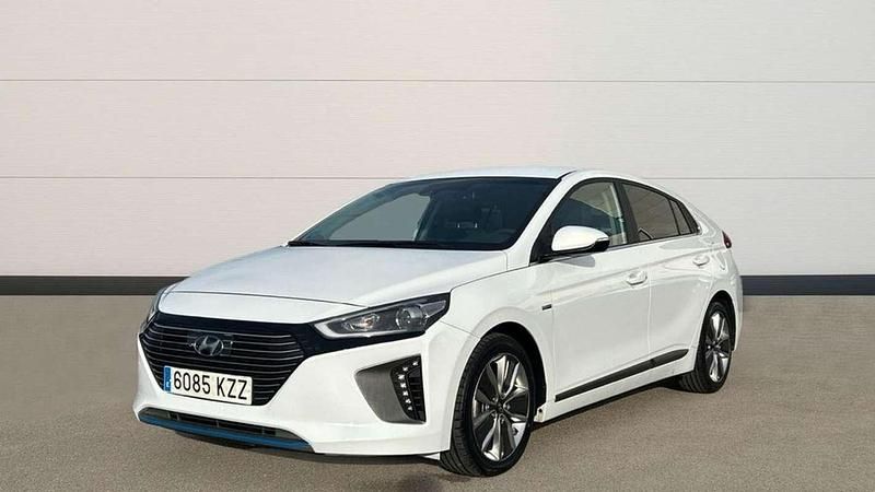 Usado Hyundai Ioniq 141 CV (103 kW) 2019 Blanco Utilitario
